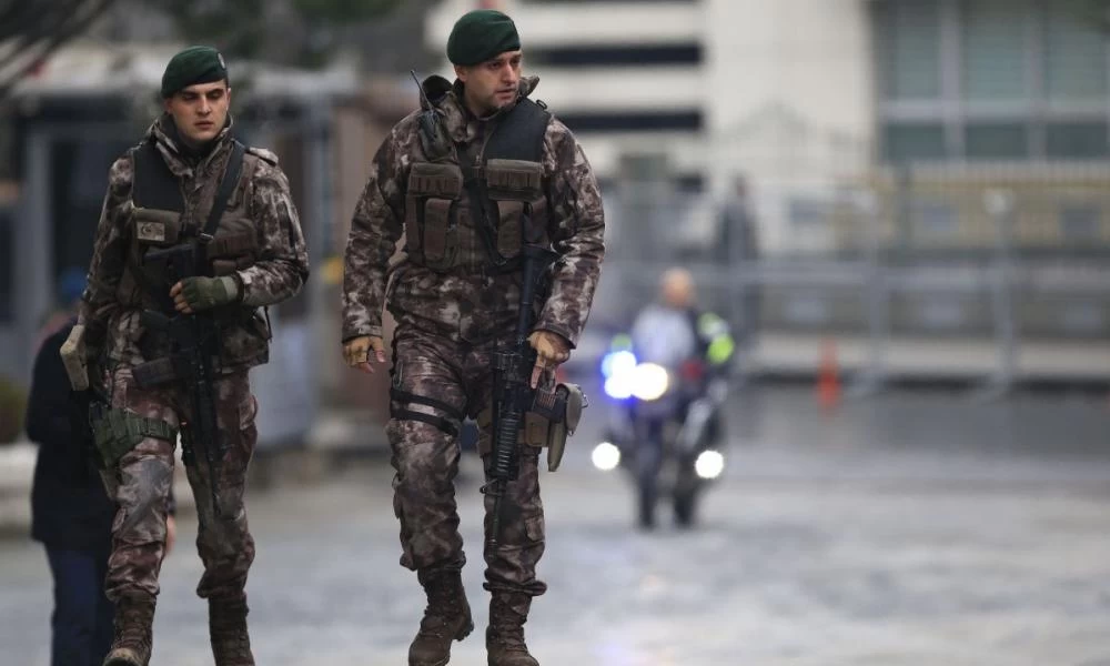 Τέσσερα άτομα συλλαμβάνει η Τουρκία για λόγους κατασκοπείας